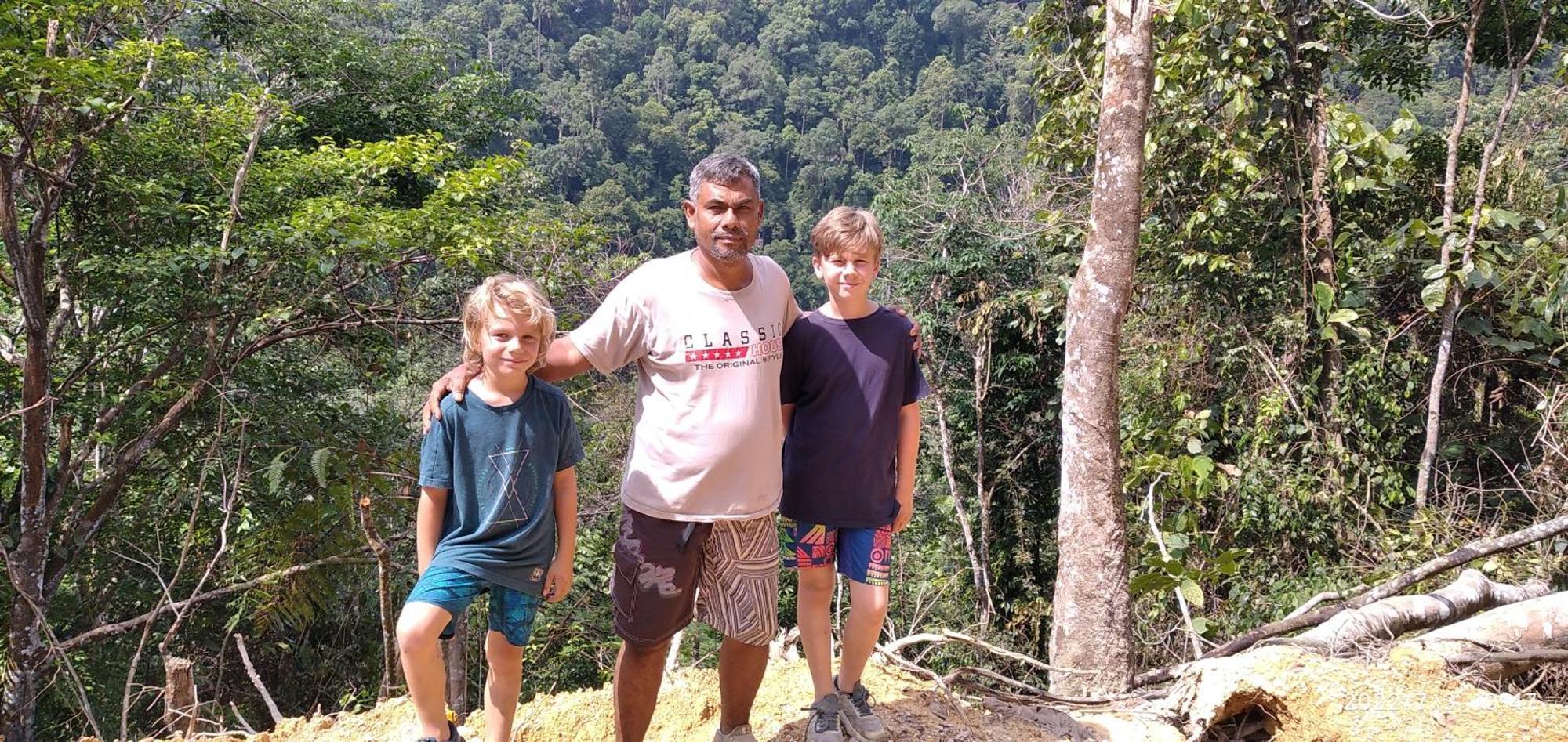 Orangutantreksumatra & Lovely Jungle Lodge Only Book If You Are Treking With Us Bukit Lawang Quarto foto